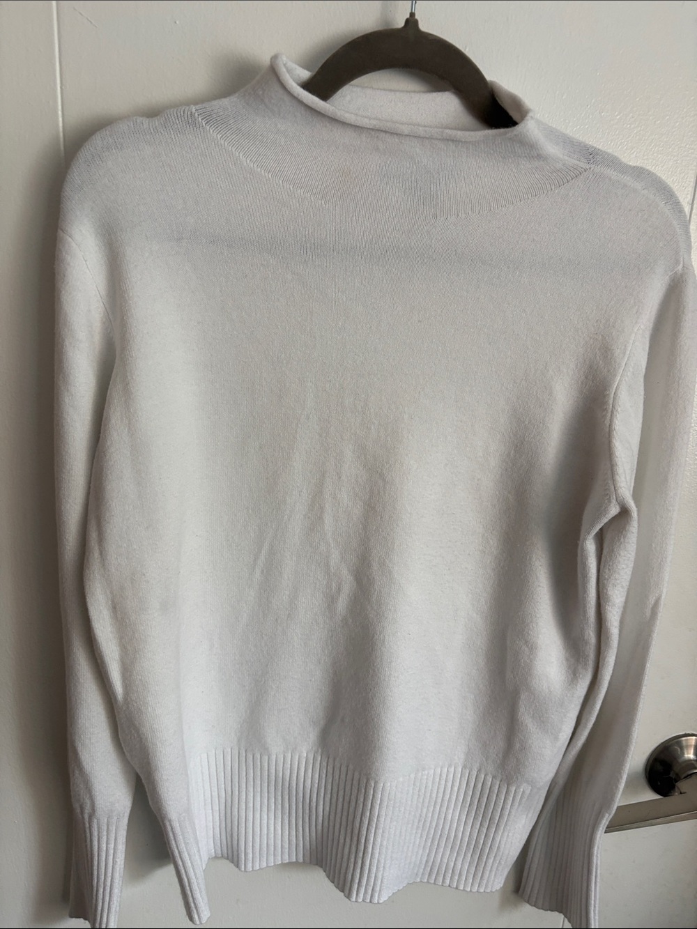 French Connection White Crewneck Sweater
Size XL
